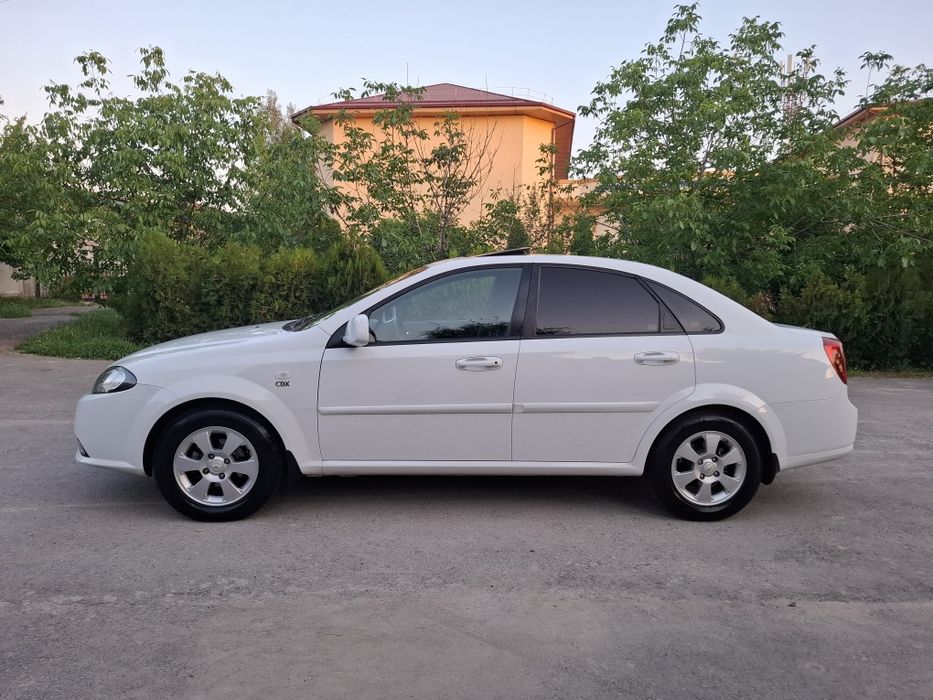 Jentra 2020 yil oq toza 56000 probeg