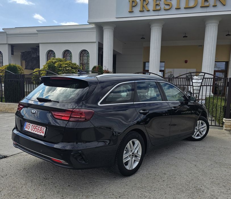 Kia Ceed, Navigatie, Camera, Line assist, an 2021