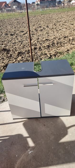 Dulap / mască pt chiuvetă de baie