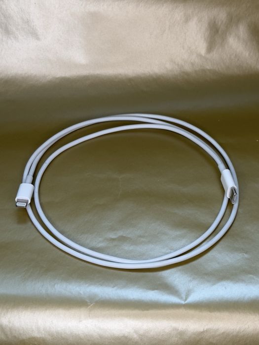 Cabluri pentru date si incarcare