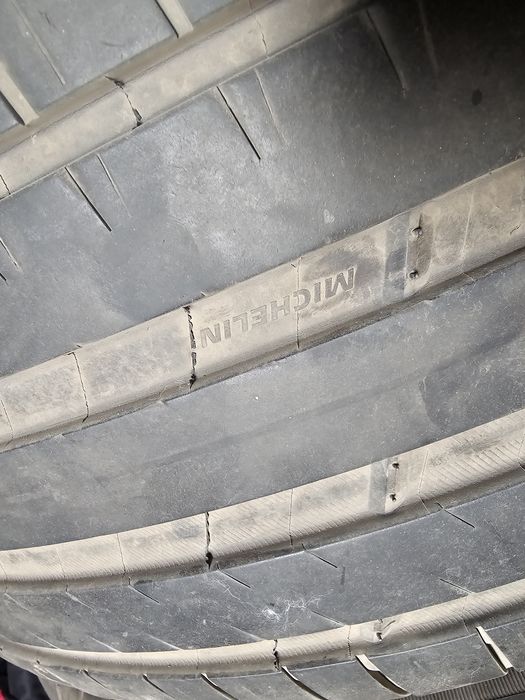 Продам мишлен пилот спорт 4