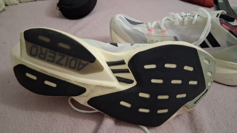 Adidași  adizero mar.40