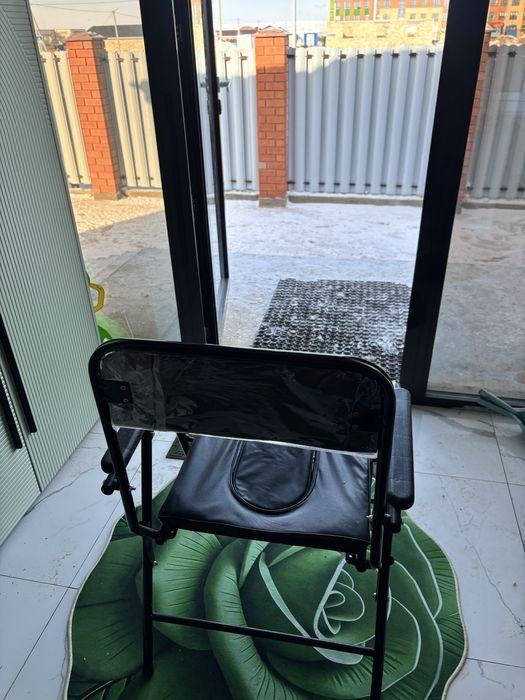 Санитарный кресло-туалет