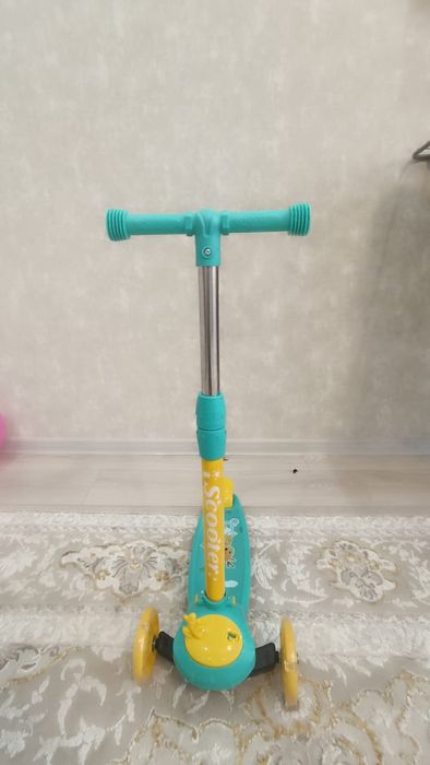 Продам самокат детский