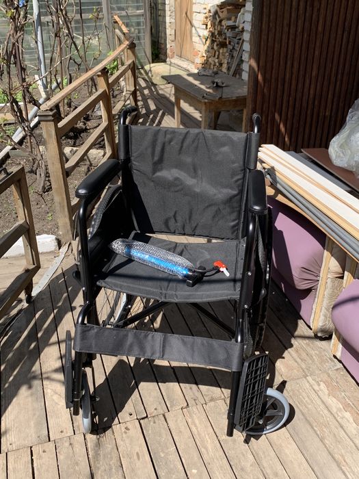 Инвалидная коляска