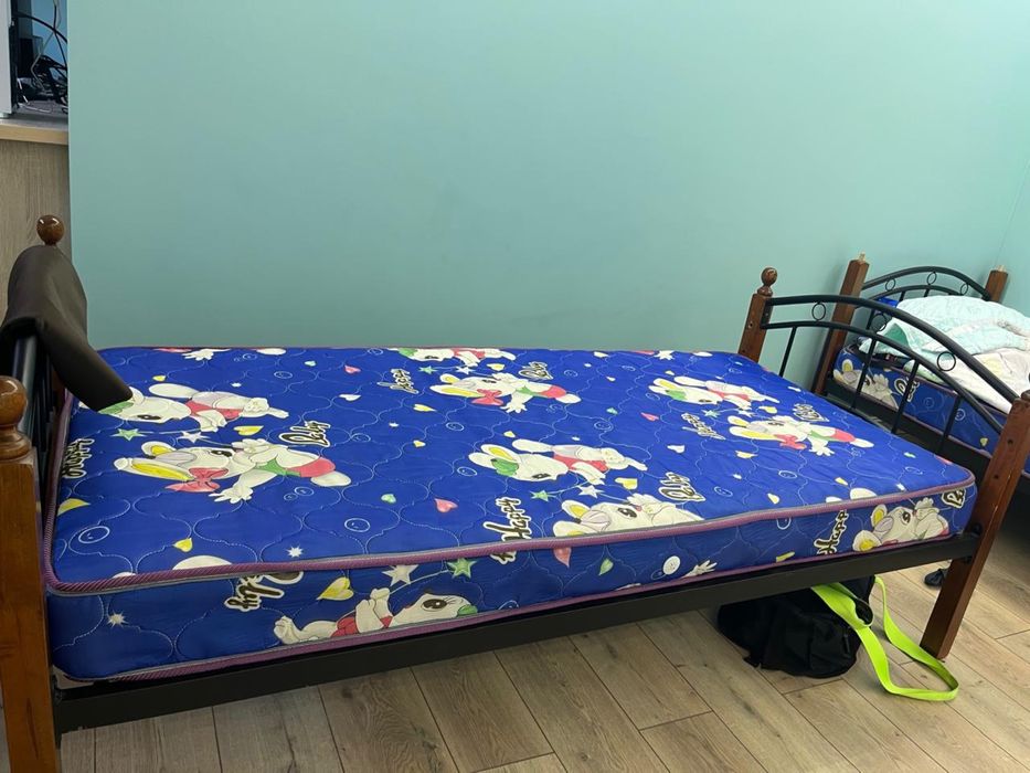 Матрас в хорошем состоянии