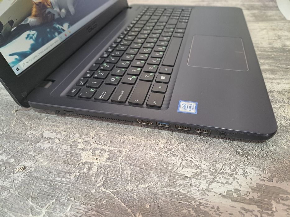 Продам ультрабук ASUS VivoBook X543U