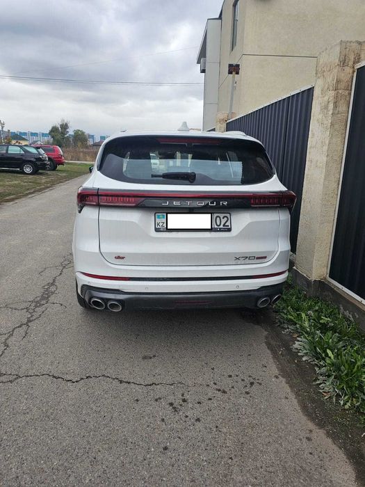 Продам автомобиль JETOUR X70PLUS