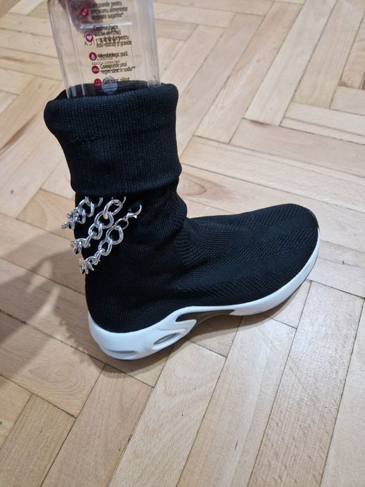 Ghete / cizme marimea 34