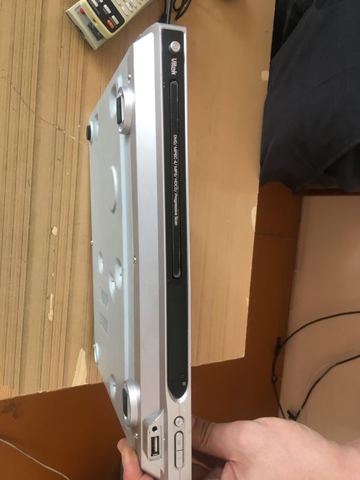 Видеомагнитофон