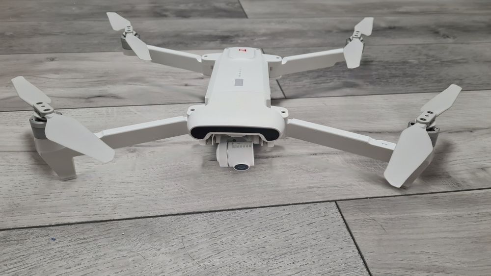 Drona 4k Xiaomi FIMI X8 SE 2020 cu 2 baterii, Camera , 12MP Sony CM