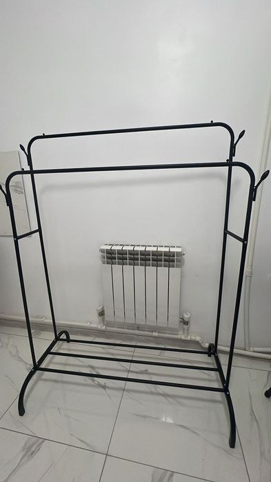 Вешалка напольная
металл, 110х147 см,