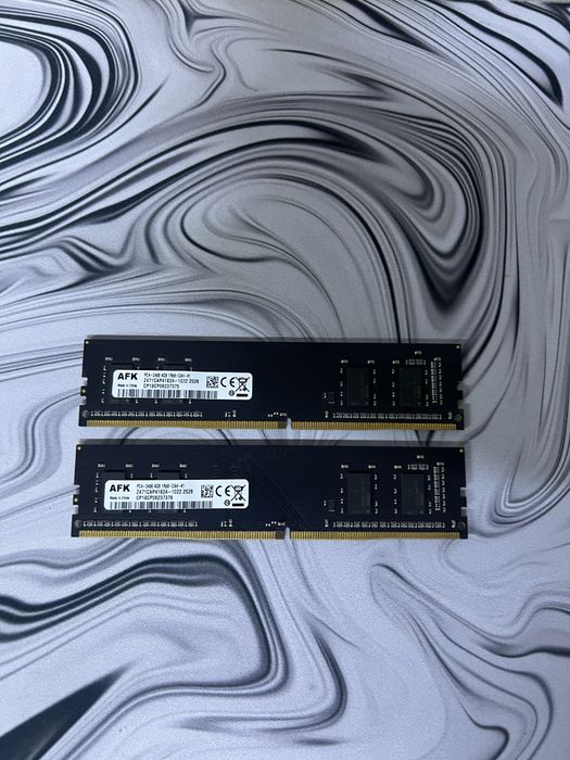Продам ОЗУ ddr4 8gb (4x2) ddr3 8gb 1x
