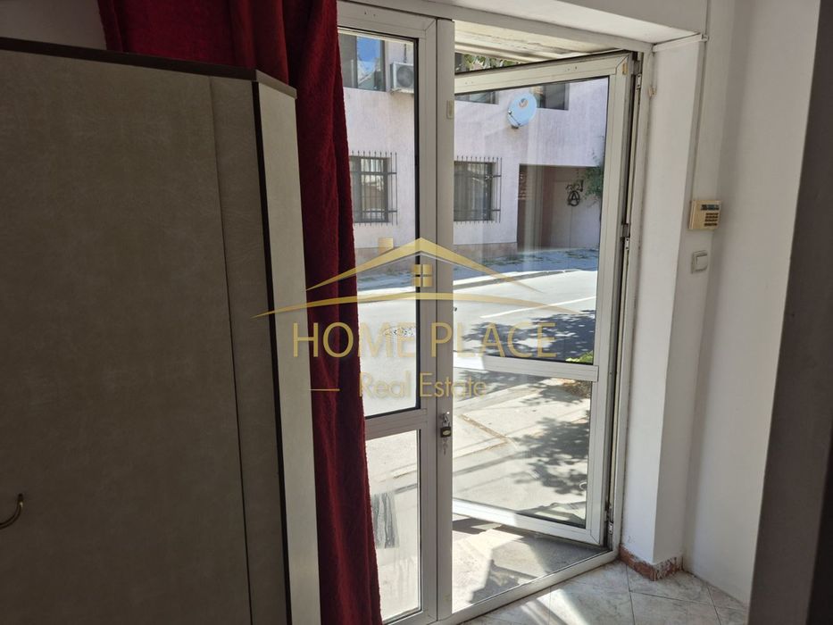 Партерен магазин в Цветен квартал