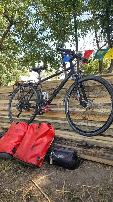 велосипед и корзины ortlieb