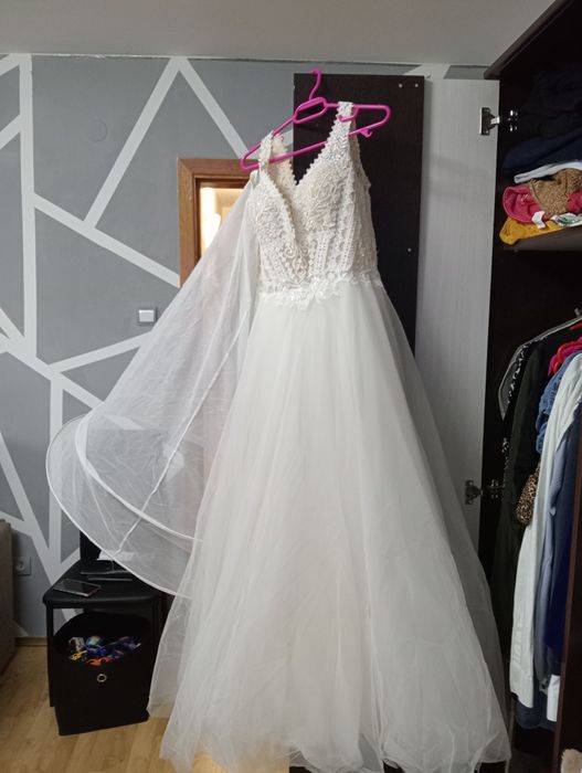 Vând rochie mireasa