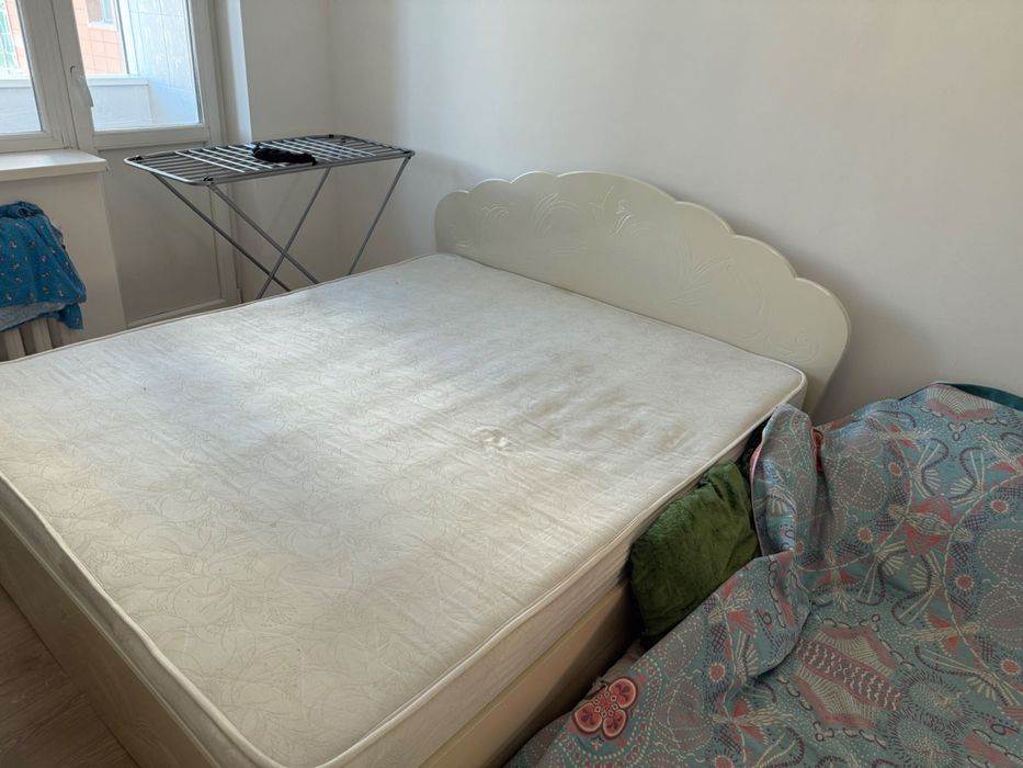 Кровать двуспальная б/у