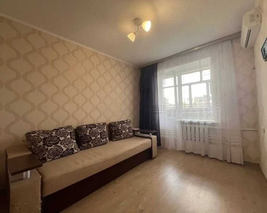 Дава се под наем Двустаен апартамент в София, Център - 55 кв.м за 408 € - Снимка #1