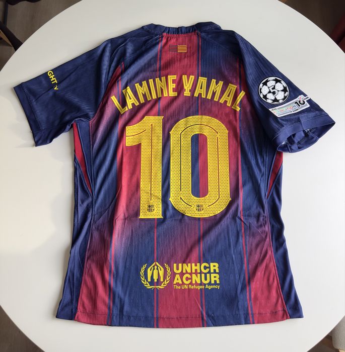 Tricou FC Barcelona Acasa Yamal Pedri Raphinha UCL 25/26 (M/L)
