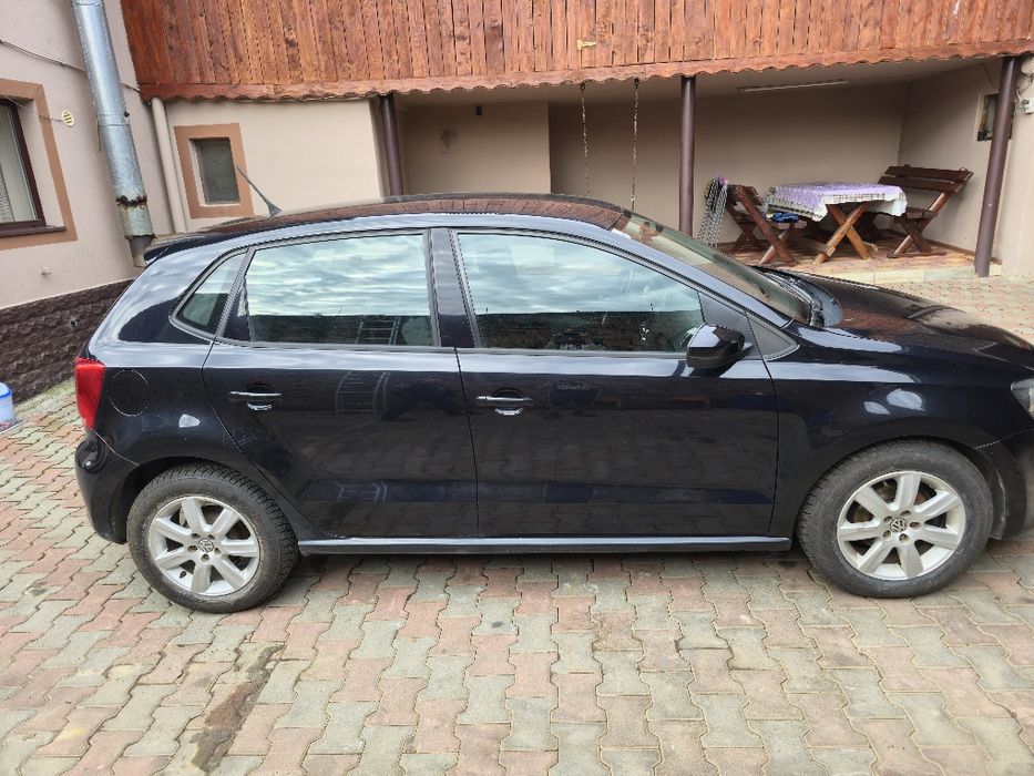 VOLKSWAGEN Polo 2010 — imagine 2