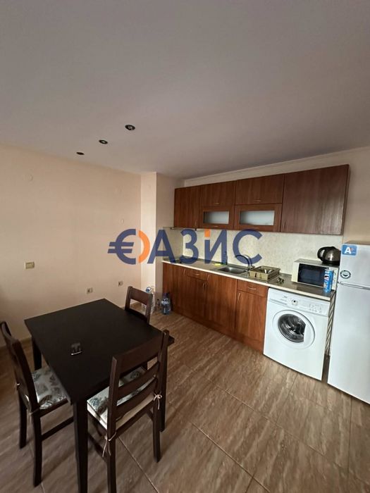 Продава се Двустаен апартамент в Свети Влас - 68 кв.м за 668 €/кв.м - Снимка #10
