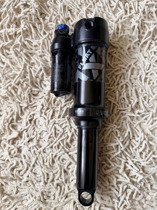 Suspensie Fox float X 225x75
