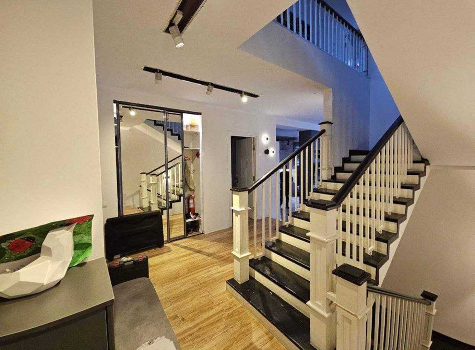 Продается Компактный ДОМ  2,8 сотки Циолковский, Мирзо Улугбекский р-н