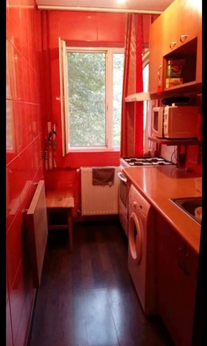 Închiriez apartament 2 camere ,et 1,mobilat, utilat