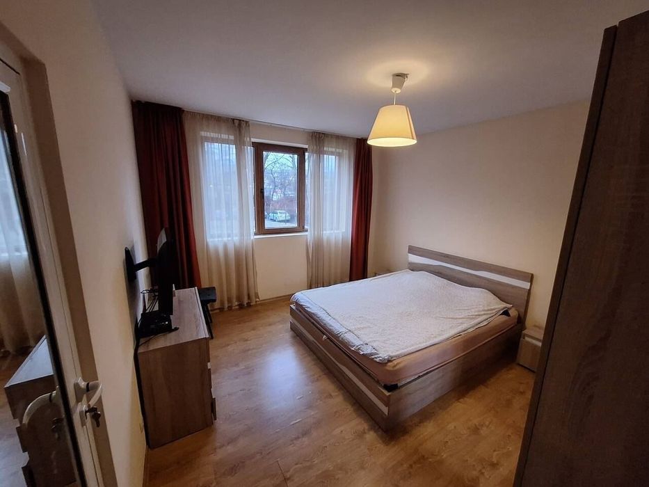 Дава се под наем Тристаен апартамент в София, Хладилника - 120 кв.м за 746.64 € - Снимка #5