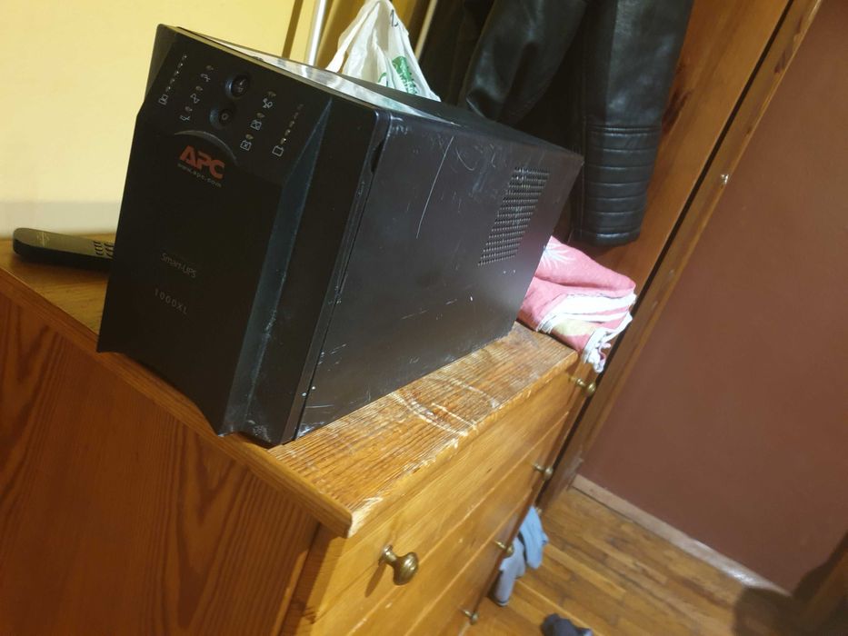 Захраннване при прекъсване на тока Модел: SUA1000XL