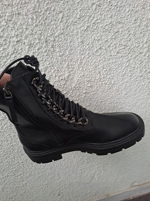 Дамски черни боти номер 41