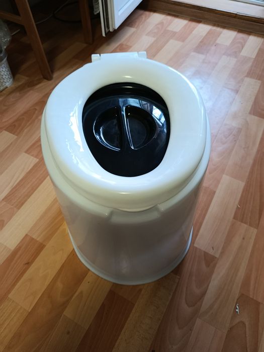 Отдам в дар биотуалет переносной