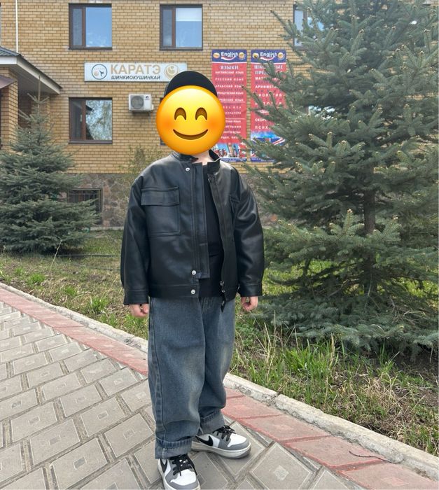 Кожанная куртка для мальчика