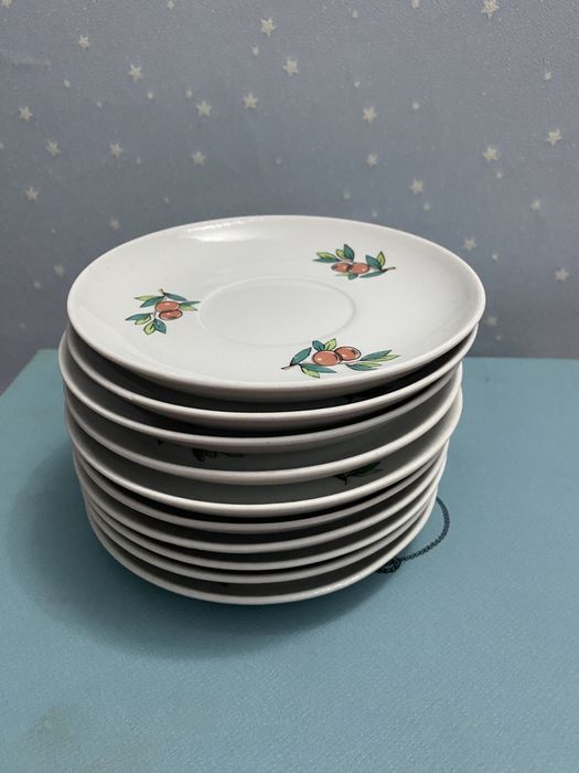 Тарелки разные в отличном состояние