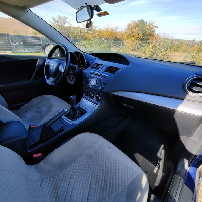 MAZDA 3 2012 — imagine 5