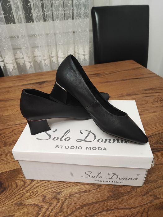 Pantofi din piele cu toc