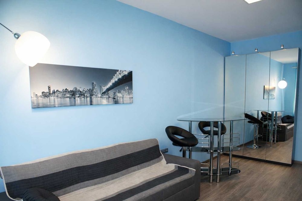 Тристаен ап. под наем в Центъра на София