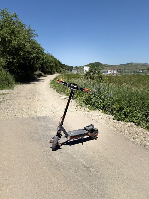 Vând trotinetă electrică G2