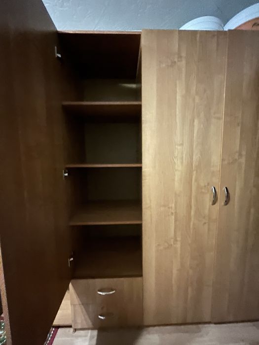 Продам шкаф в отличном состоянии