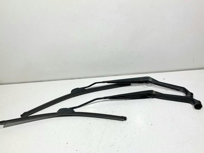 Set brate stergatoare fata Suzuki Grand Vitara 2 (2005->)