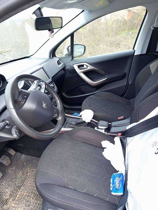 Peugeot 2008 1.2 THP НА ЧАСТИ