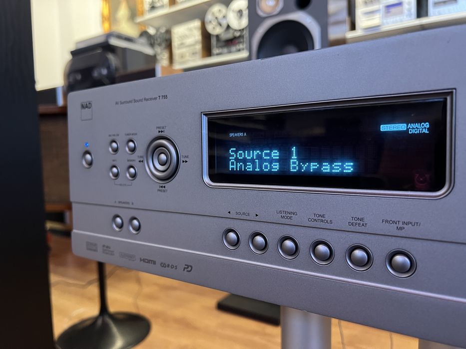 Surround Sound Receiver Amplificatir NAD-T755