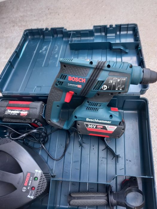 Vând rotopercutoare profesionale Bosch 18v și 36v