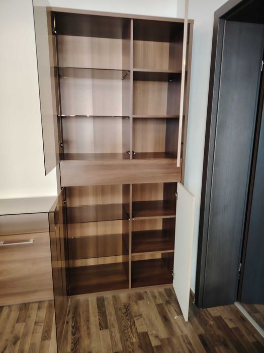 Turn cu vitrina si Noptiera cu sticla securizata LEMS