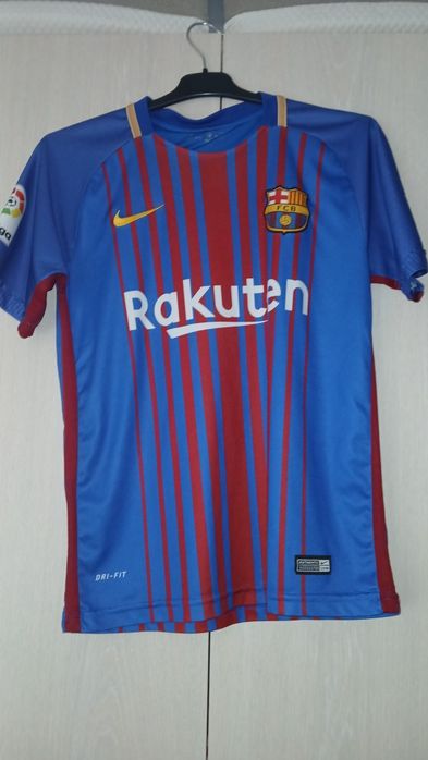 tricou barca cu Messi