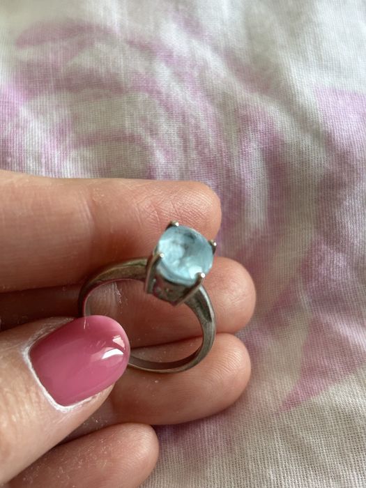 Кольцо с Голубым Топазом