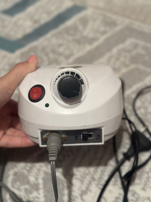 Маникюрный аппарат