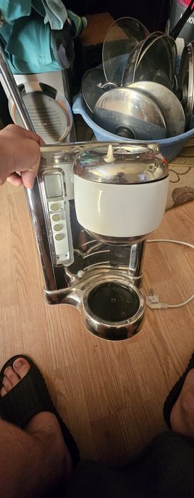 Cafetieră în stare bună