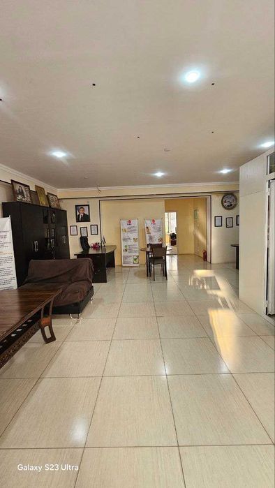 Сдаётся помещение на 1-этаже (107 квм) под магазин/офис и подвал!