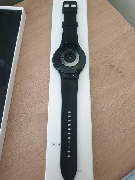 Часы наручные самсунг